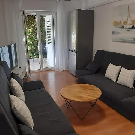 Apartment Lukic Supetar